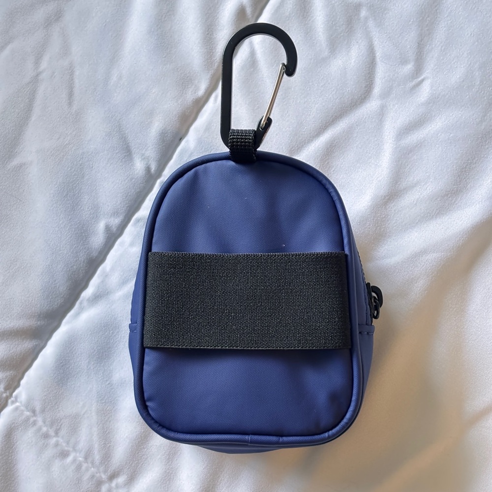 CALPAK Luka Key Pouch Navy Blue (discontinued color!) - Picture 2 of 2